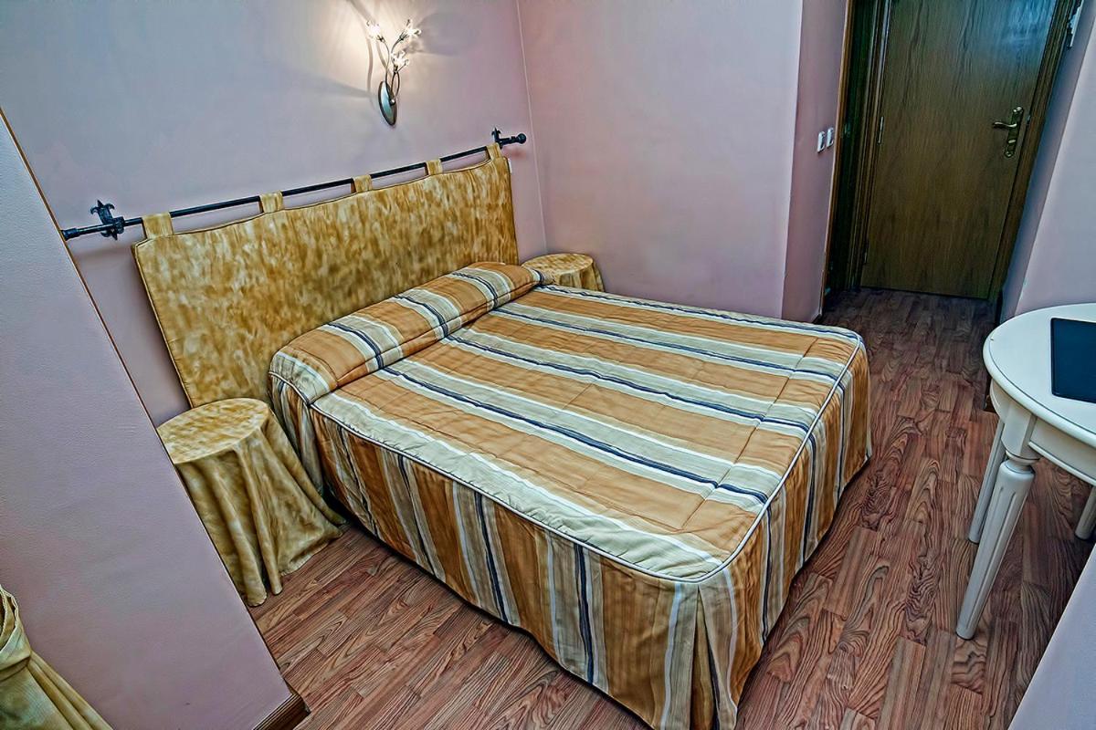 Hostal Stop Cantalejo Exteriör bild