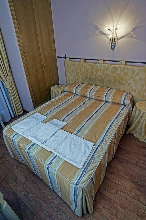 Hostal Stop Cantalejo Rum bild