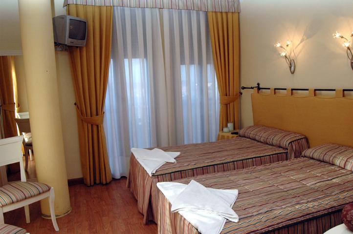 Hostal Stop Cantalejo Exteriör bild