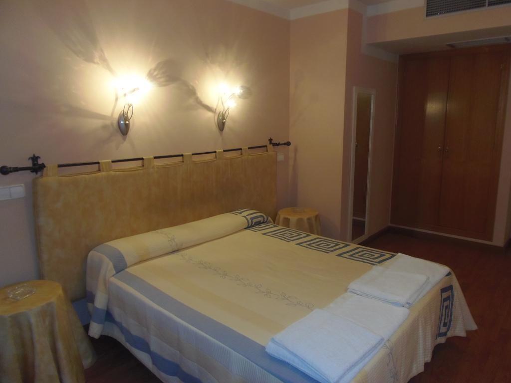 Hostal Stop Cantalejo Rum bild